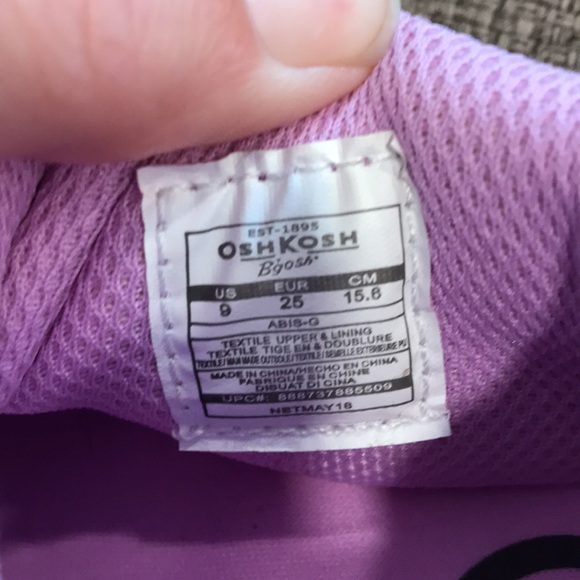 Oshkosh Velcro washable shoes - Picture 7 of 7